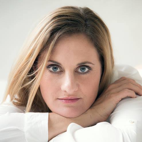 LUCIE KOLAŘÍKOVÁ - Přijetí vnitřních stínů jako motor seberealizace